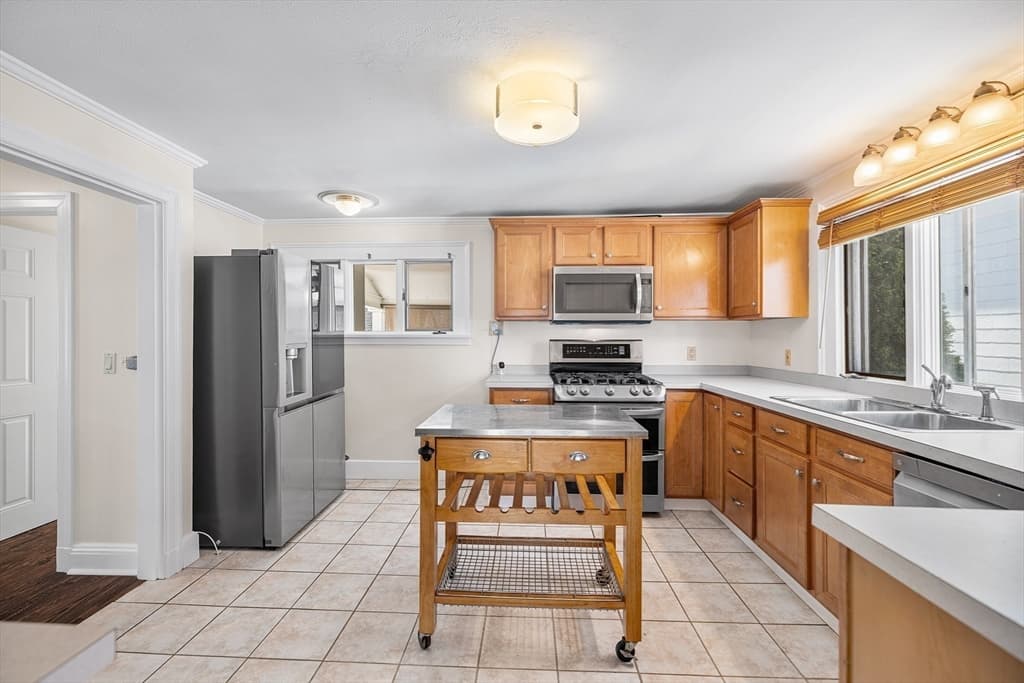 43 Dolphin Ave, Winthrop MA 02152 photo 10