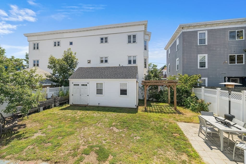 43 Dolphin Ave, Winthrop MA 02152 photo 33