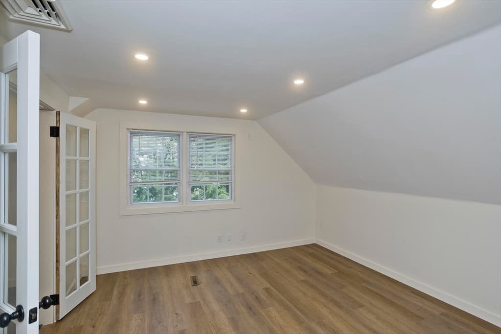 70 Yeoman Avenue, Westfield MA 01085 photo 23
