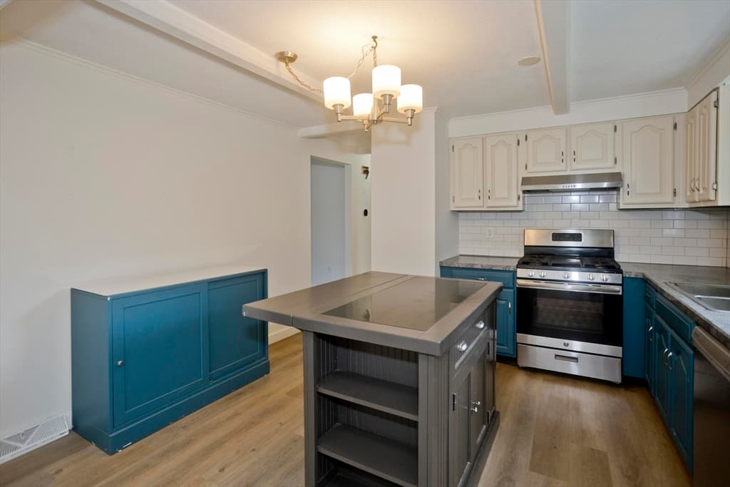70 Yeoman Avenue, Westfield MA 01085 photo 17