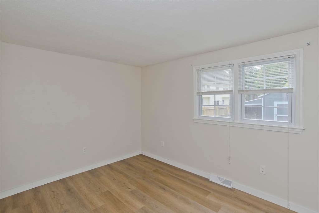 70 Yeoman Avenue, Westfield MA 01085 photo 35