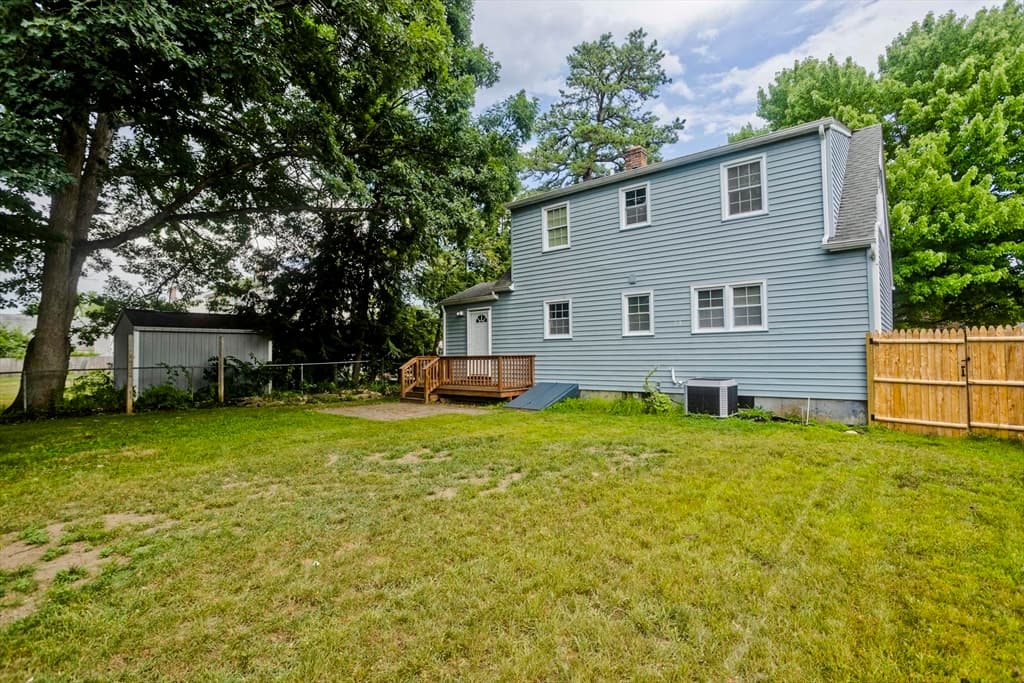 70 Yeoman Avenue, Westfield MA 01085 photo 8