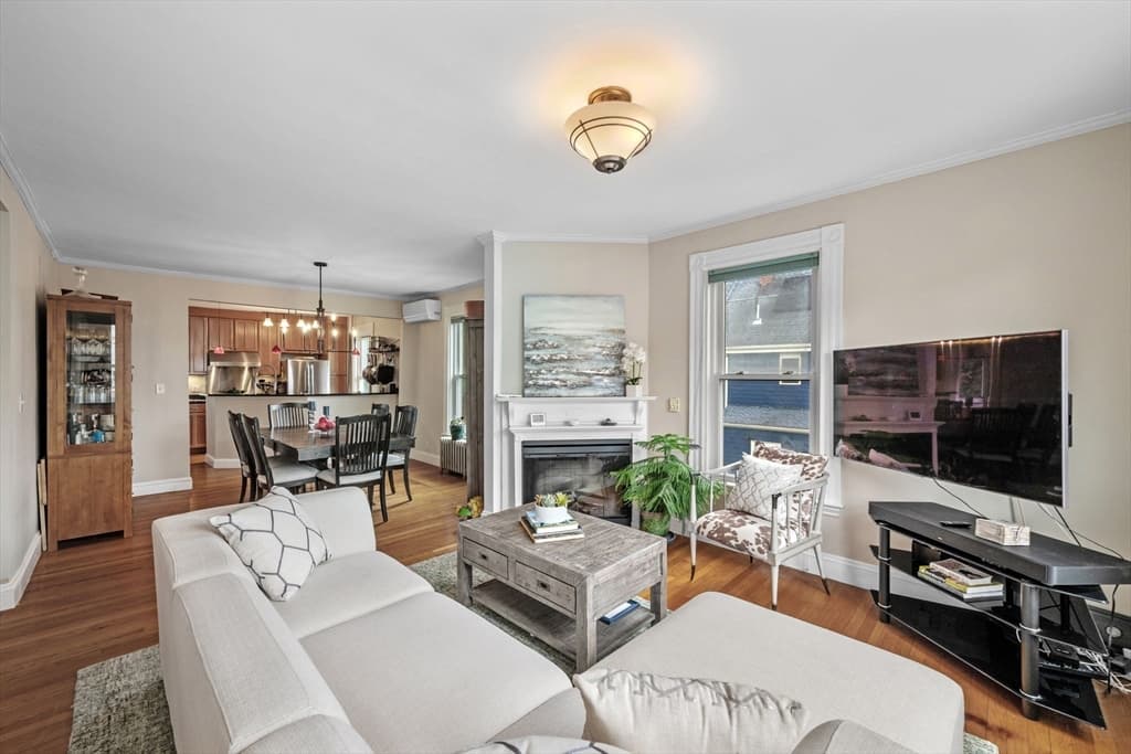 128 Selwyn St # 2, Boston MA 02131 photo 5