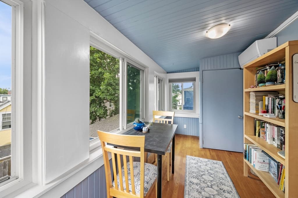 128 Selwyn St # 2, Boston MA 02131 photo 19