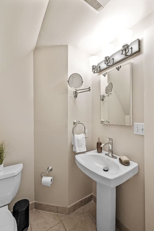 128 Selwyn St # 2, Boston MA 02131 photo 29