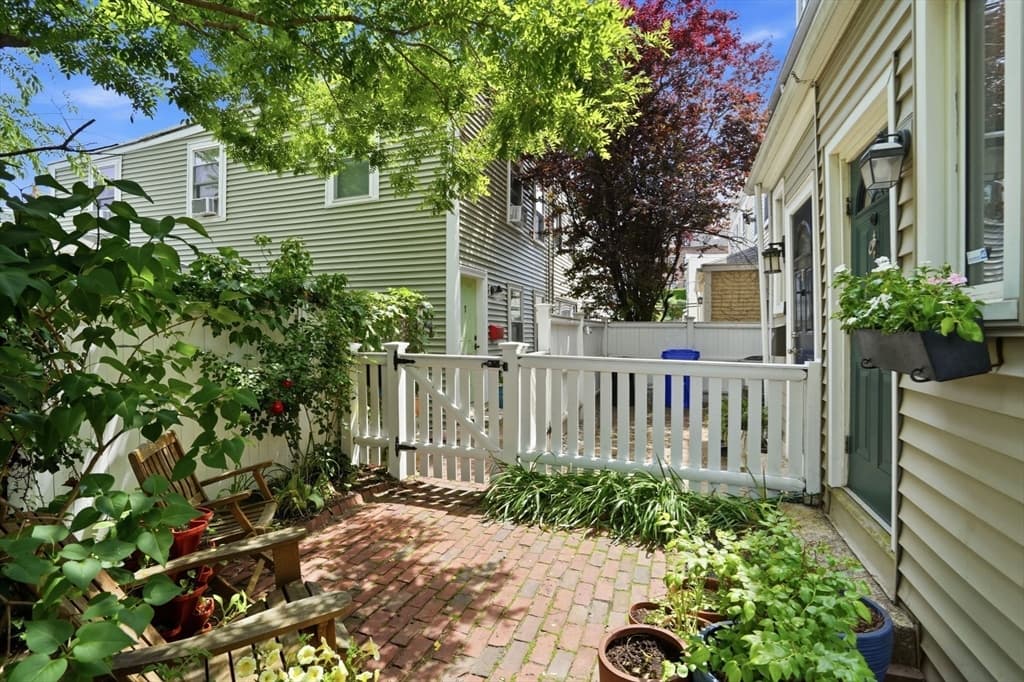 4 Short Street Place, Boston MA 02129 photo 12