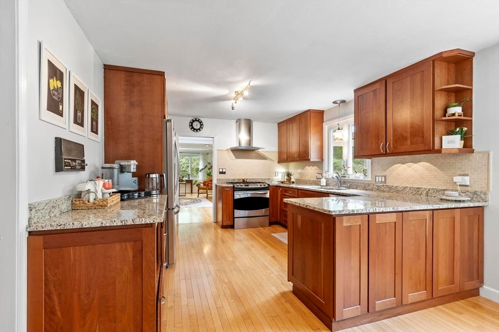 18 Farrwood Dr, Andover MA 01810 photo 12