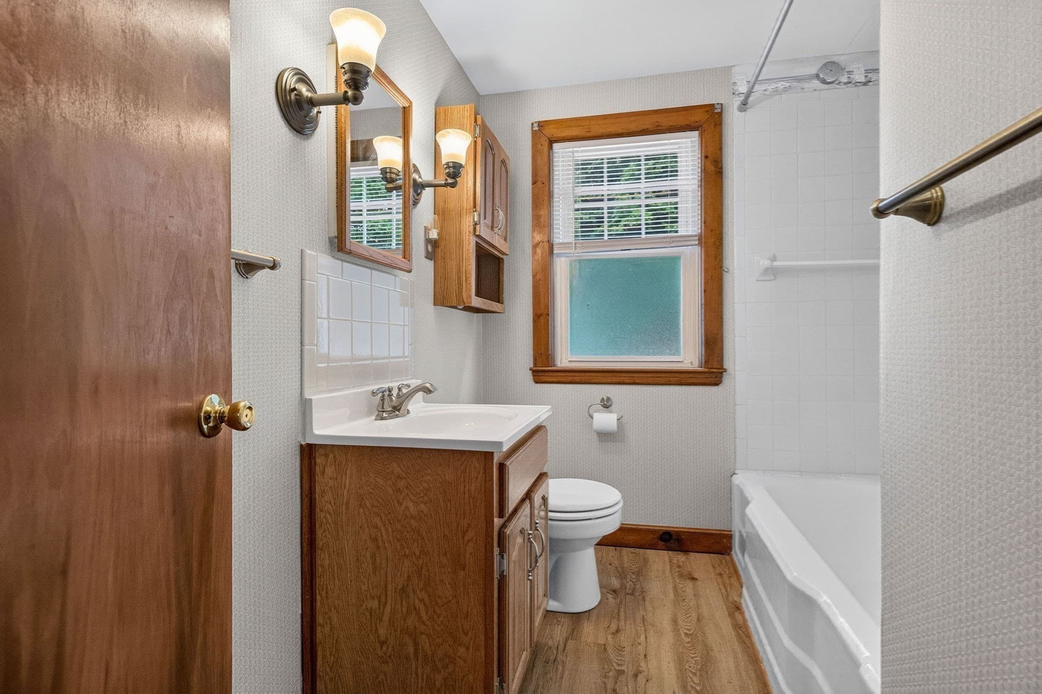 Single Family Residence at 19 Springvale Ln, Lynn MA 01904, Lynn, photo 13 of 38