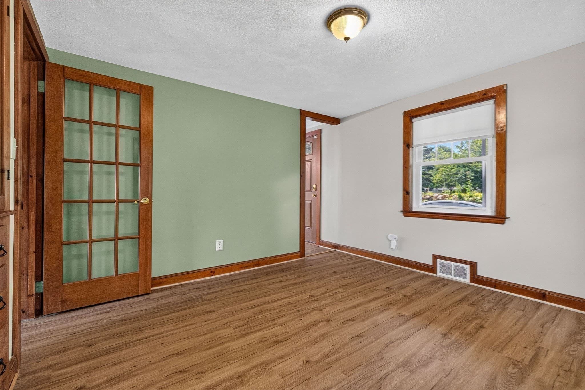Single Family Residence at 19 Springvale Ln, Lynn MA 01904, Lynn, photo 12 of 38