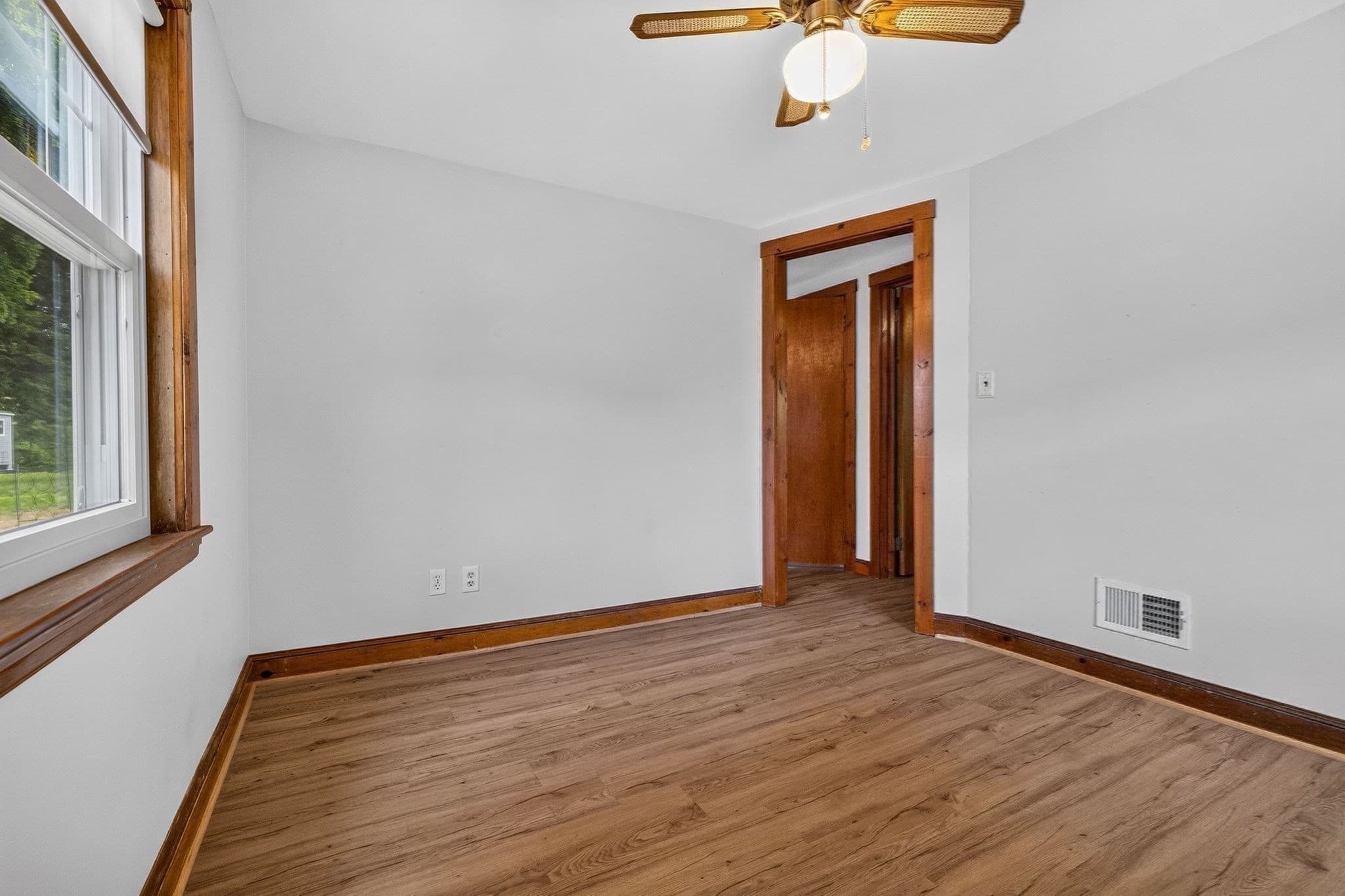 Single Family Residence at 19 Springvale Ln, Lynn MA 01904, Lynn, photo 10 of 38