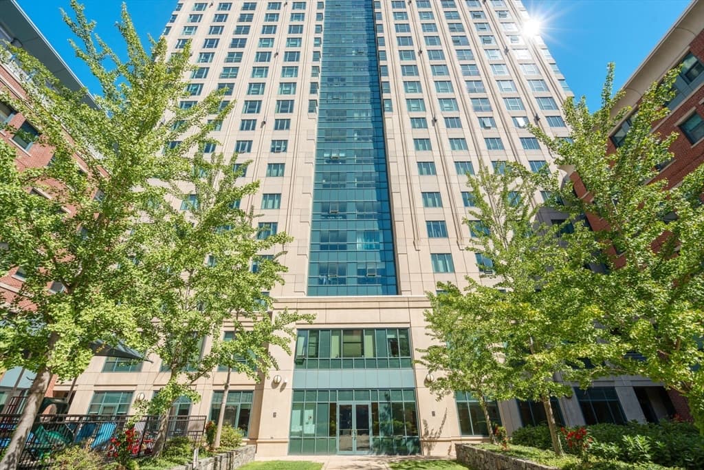 1 Nassau St # 1002, Boston MA 02111