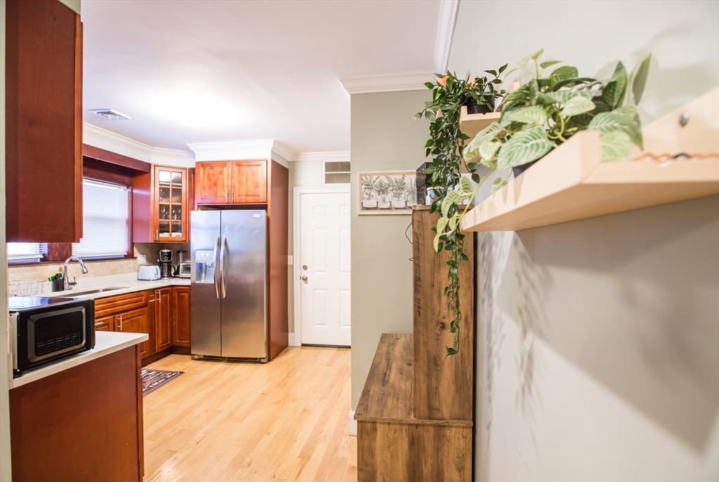19 Verdun St, Boston MA 02124 photo 5