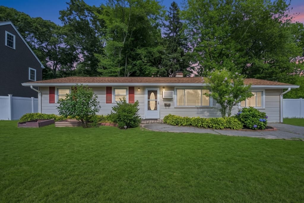 34 Joseph, Braintree MA 02184