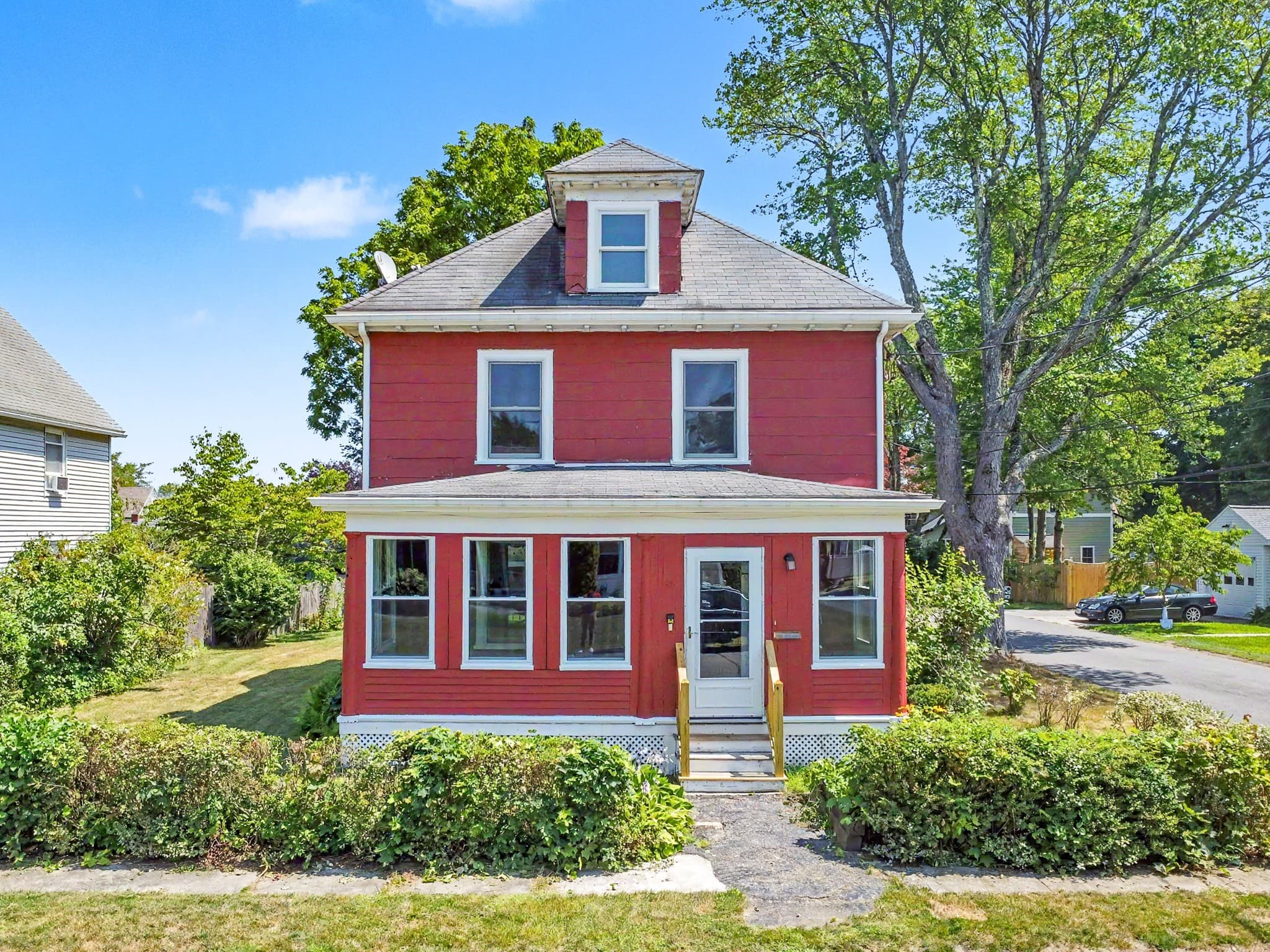 Single Family Residence at 92 S Williams, Haverhill MA 01835, Haverhill, photo 2 of 33