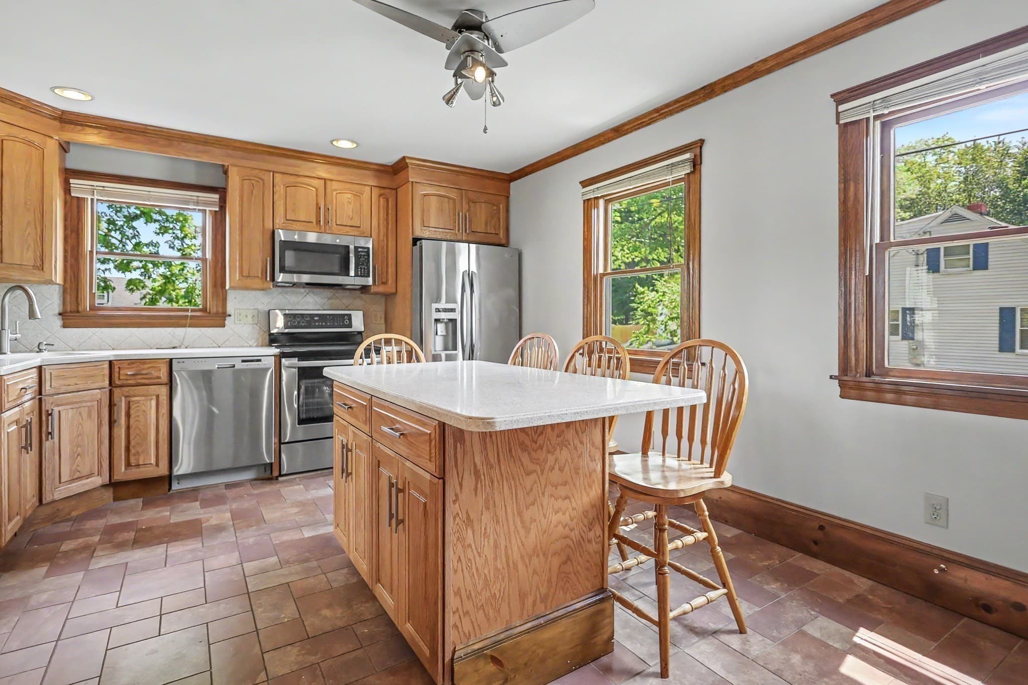 Single Family Residence at 92 S Williams, Haverhill MA 01835, Haverhill, photo 11 of 33