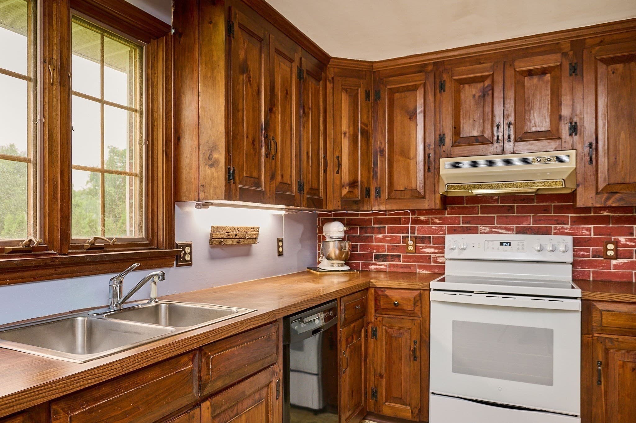Single Family Residence at 34 Plain Rd East, Deerfield MA 01373, Deerfield, photo 17 of 38