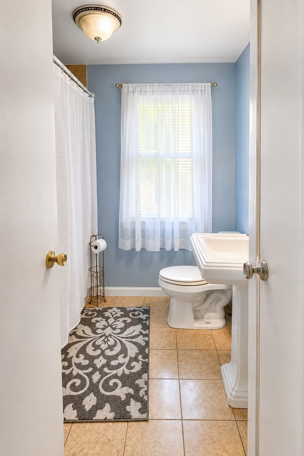 Single Family Residence at 52 Dodge Rd, Brockton MA 02302, photo 7 of 13