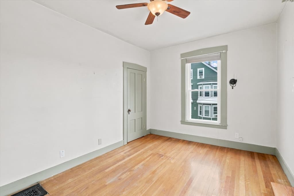 17 Basset St, Lynn MA 01902 photo 23