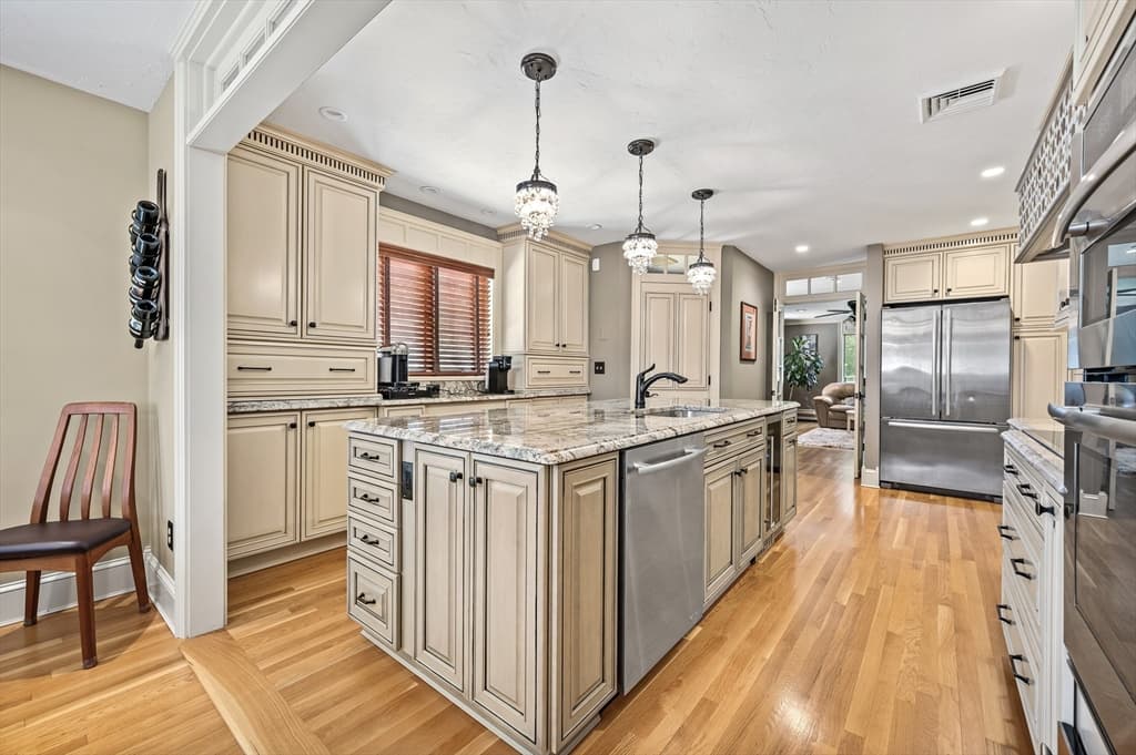 9 Cranbrook Rd, Shrewsbury MA 01545 photo 6