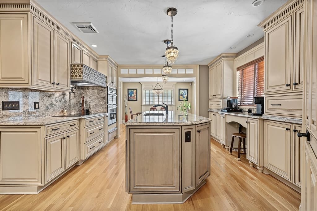9 Cranbrook Rd, Shrewsbury MA 01545 photo 8