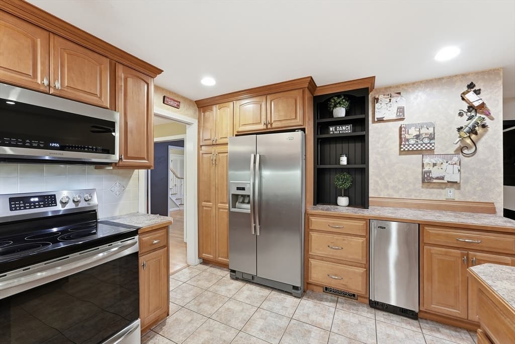 29 Shady Side Dr, Longmeadow MA 01106 photo 10