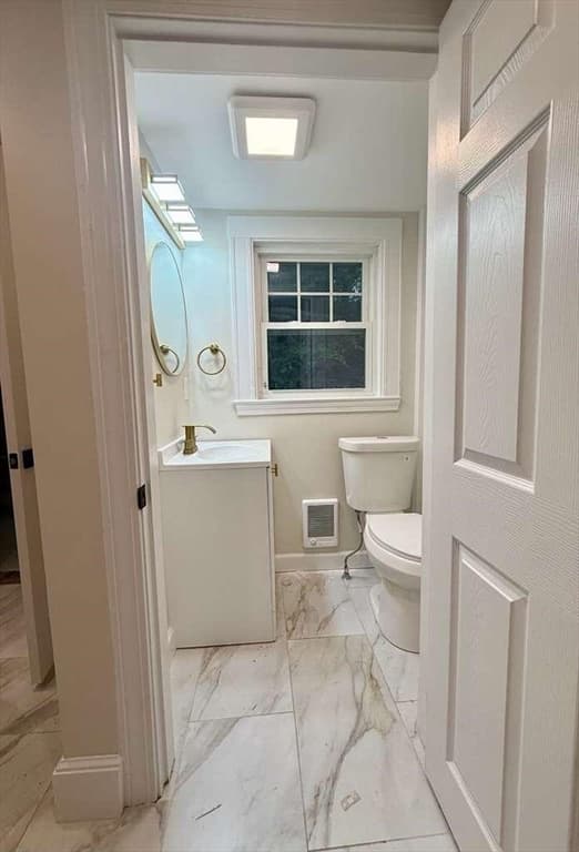 714 Lynnfield St, Lynn MA 01904 photo 11