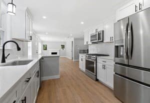 9 Walden Pond Ave, Saugus MA 01906 photo 7
