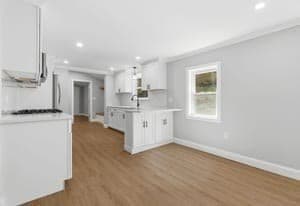 9 Walden Pond Ave, Saugus MA 01906 photo 10