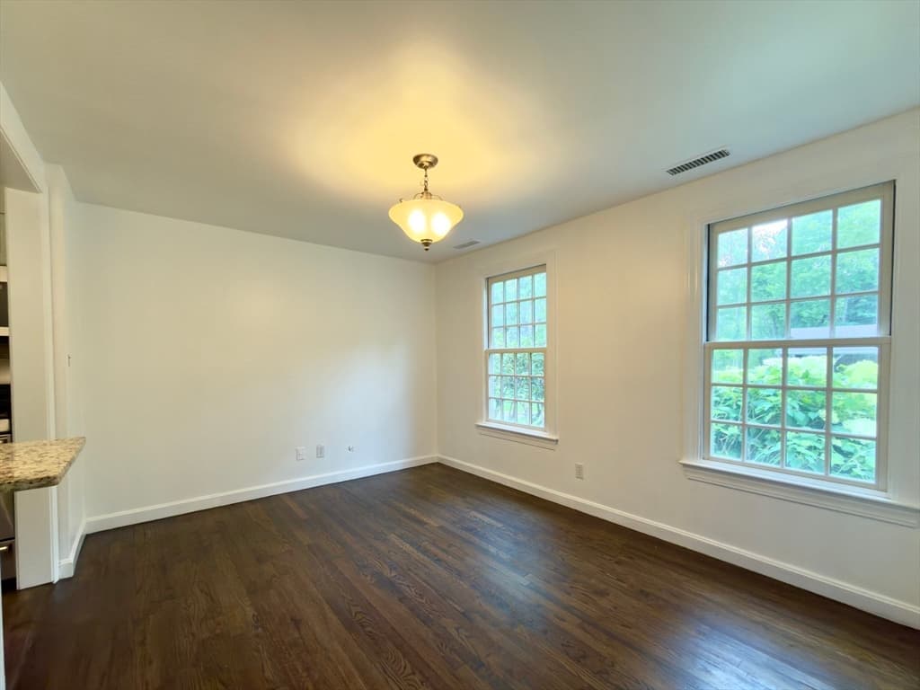 Condominium at 16 Jericho Rd # 16, Weston MA 02493, Weston, photo 12 of 12