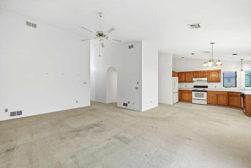 40 Pine Grove Dr # 40, South Hadley MA 01075 photo 4