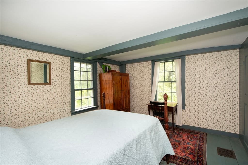 374 High St, Pembroke MA 02359 photo 15