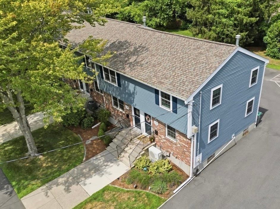 110 Hooper Rd # 110, Dedham MA 02026