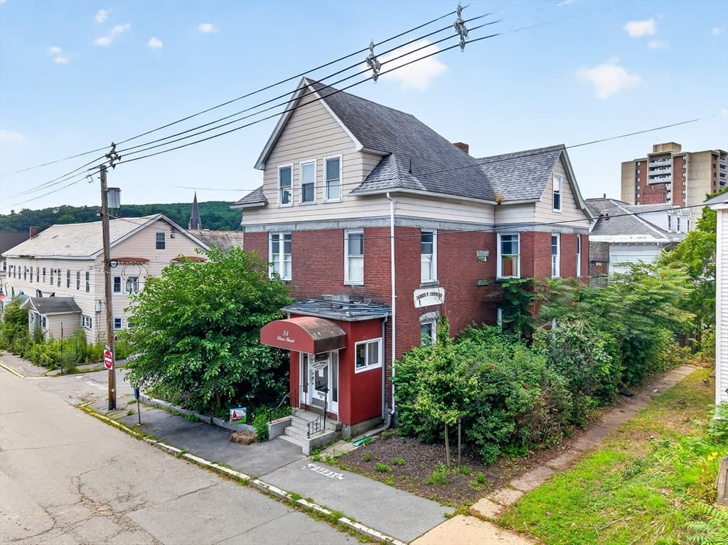 58 Oliver Street, Fitchburg MA 01420 photo 5