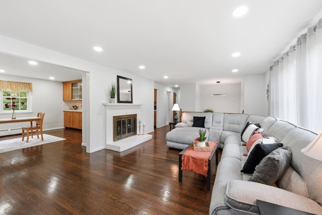 7 Cherry Ridge Road, Acton MA 01720 photo 6