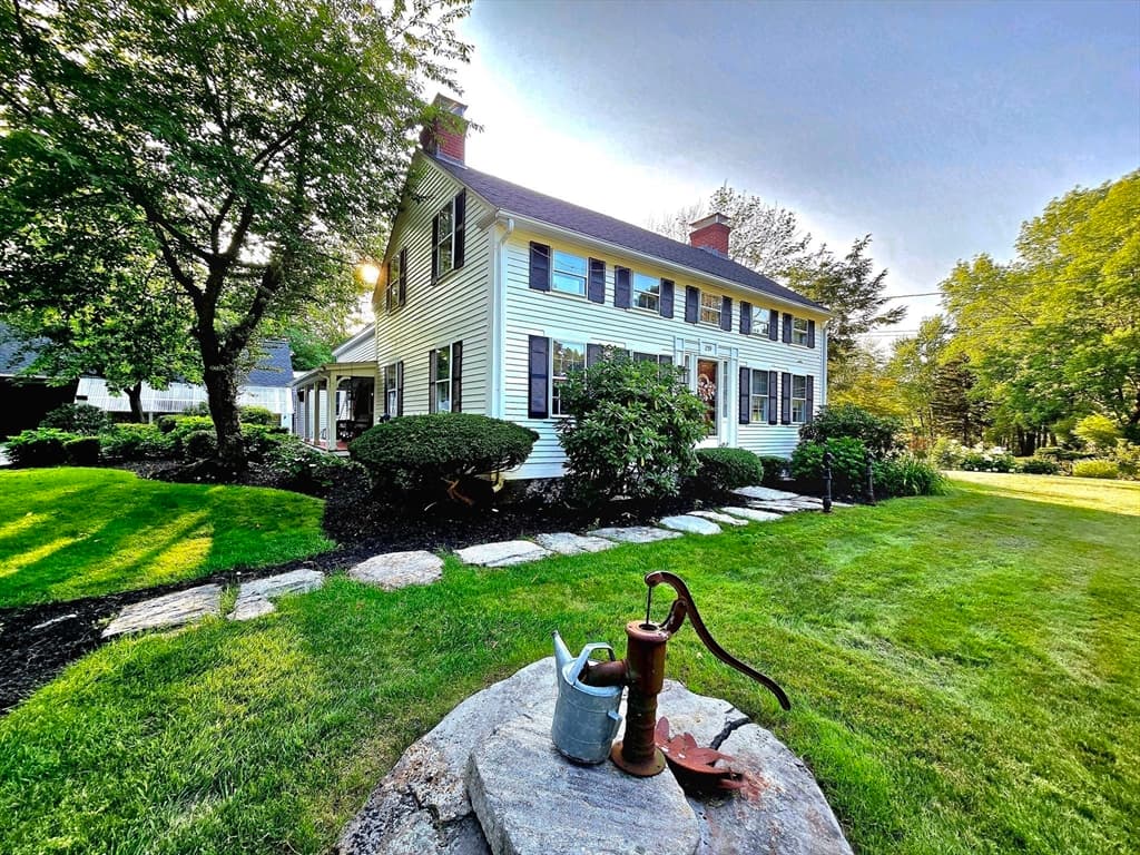 259 Salisbury St, Holden MA 01520 photo 4