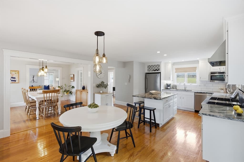 37 Grand St, Canton MA 02021 photo 17
