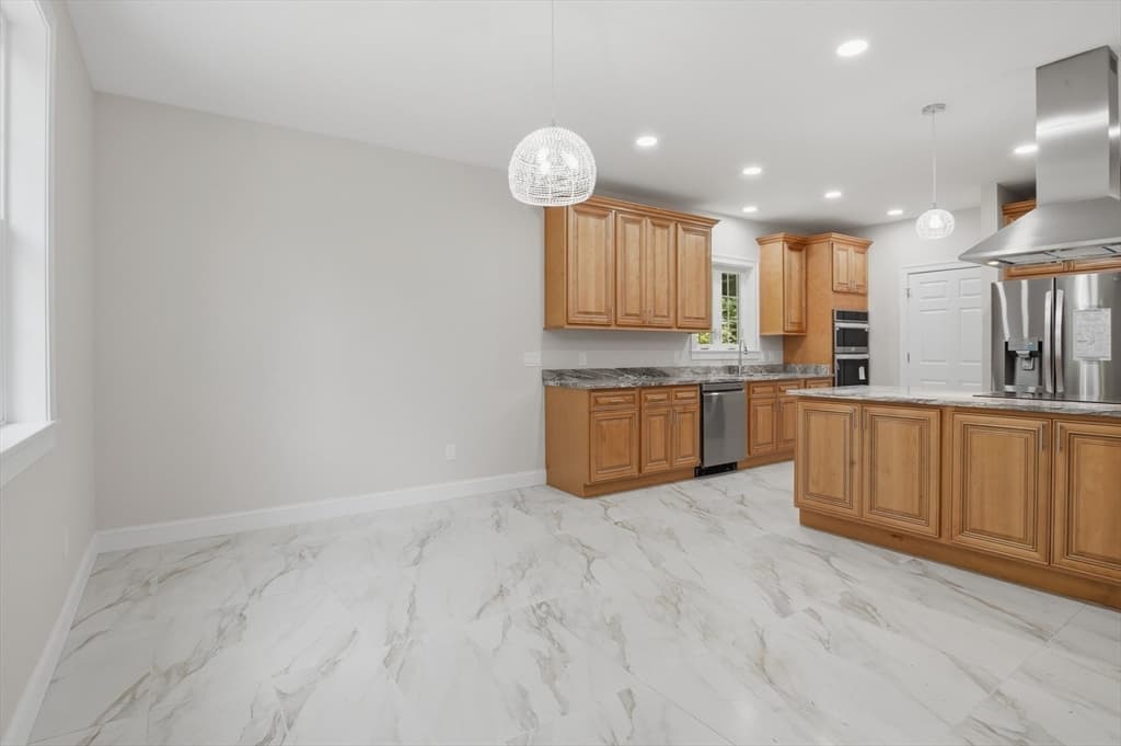 Single Family Residence at 73 Dudley Hill Road, Dudley MA 01571, Dudley, photo 10 of 40