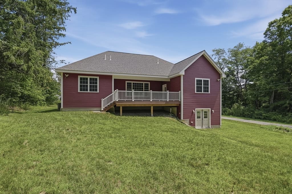 Single Family Residence at 73 Dudley Hill Road, Dudley MA 01571, Dudley, photo 39 of 40