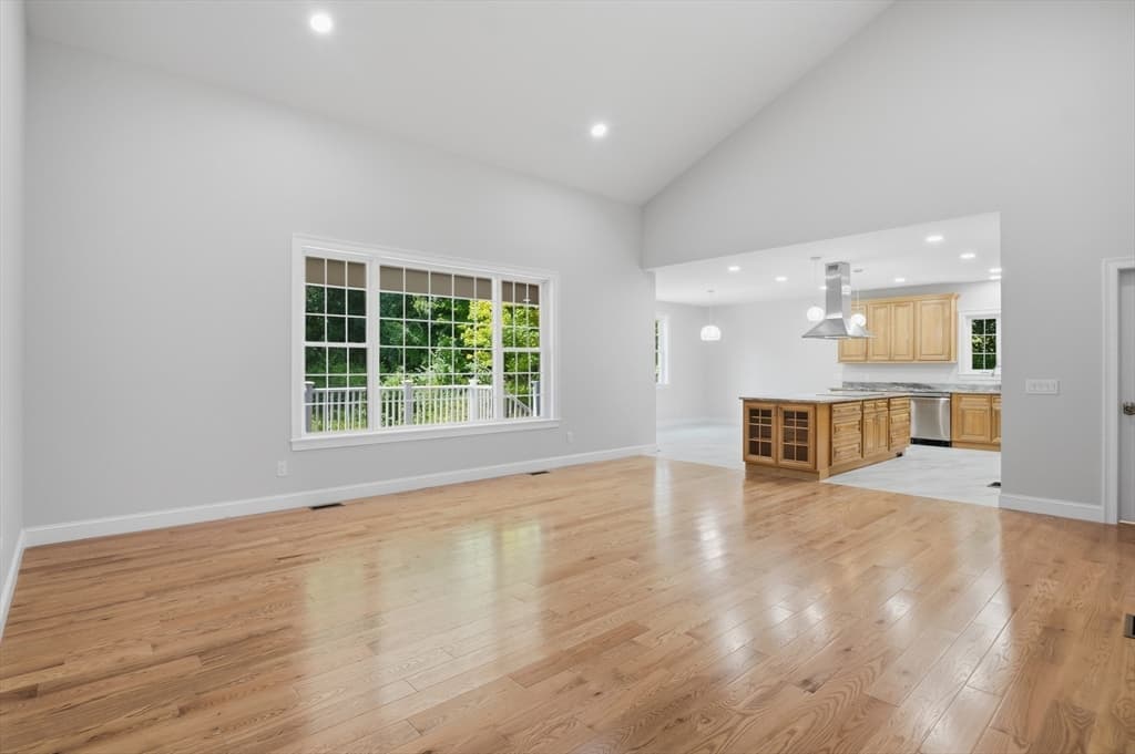 Single Family Residence at 73 Dudley Hill Road, Dudley MA 01571, Dudley, photo 8 of 40