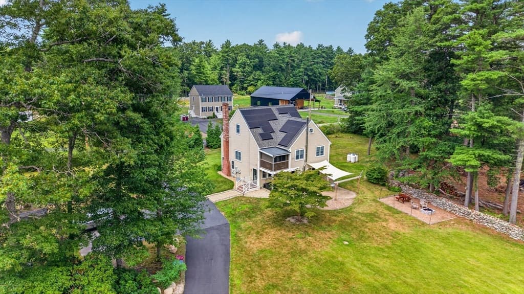 112 Spruce St, Middleboro MA 02346 photo 6