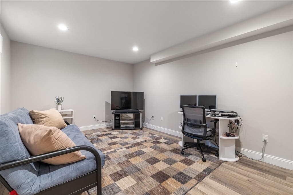 Condominium at 90 Sterling St, West Boylston MA 01583, West Boylston, photo 20 of 30