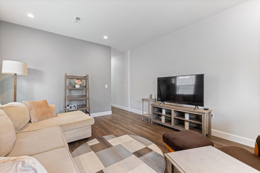 Condominium at 90 Sterling St, West Boylston MA 01583, West Boylston, photo 4 of 30