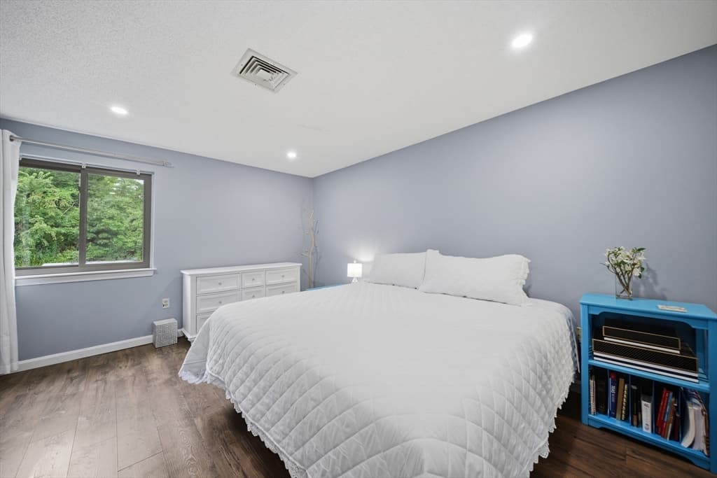 307 Amherst St # 2, Nashua NH 03063 photo 17