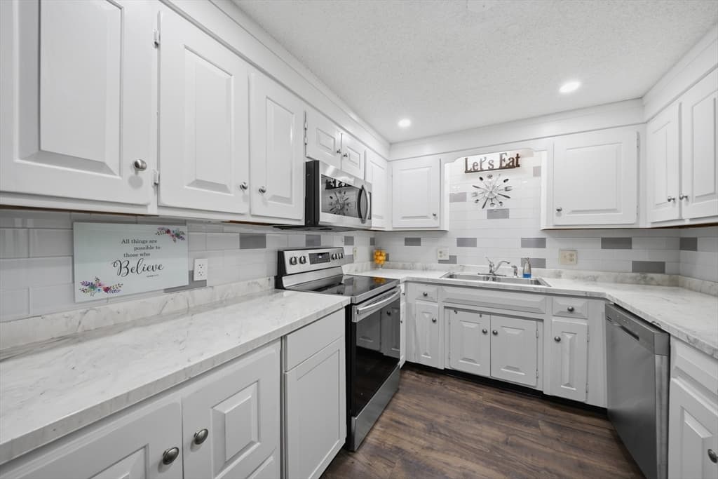 307 Amherst St # 2, Nashua NH 03063 photo 4