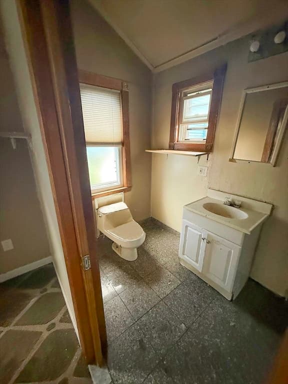 33 Avalon St, Revere MA 02151 photo 10