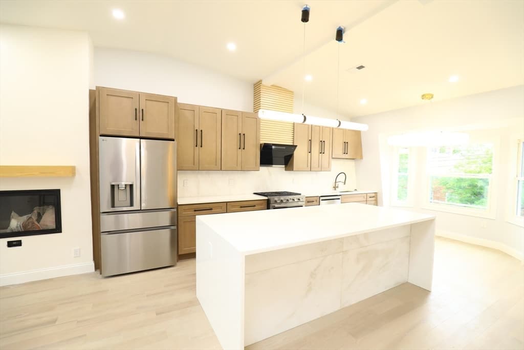 89 Trenton St # 3, Boston MA 02128 photo 11