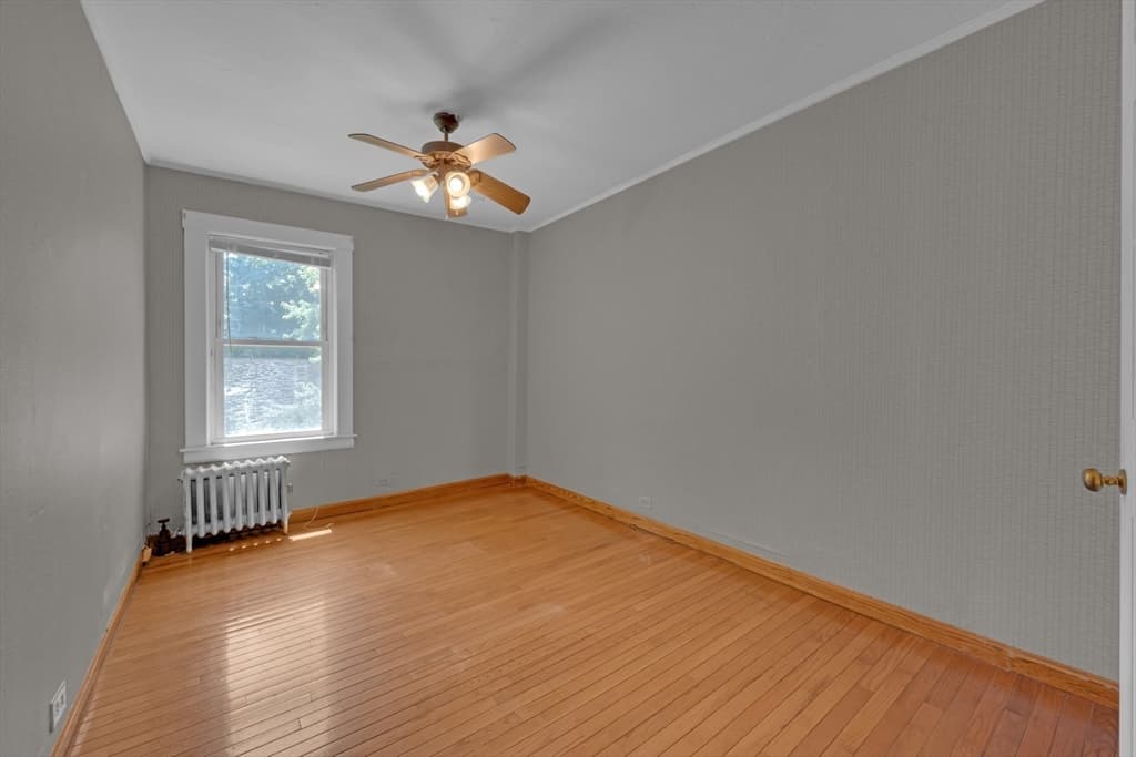 90 Sayles St, Southbridge MA 01550 photo 6