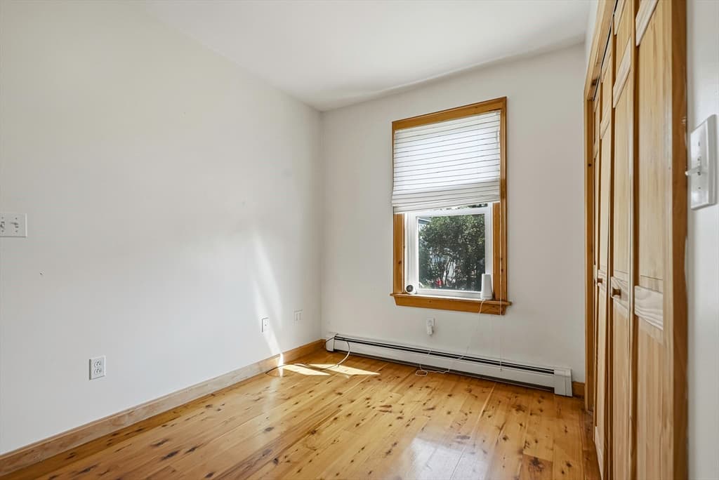 55 Chilmark St, Worcester MA 01604 photo 22