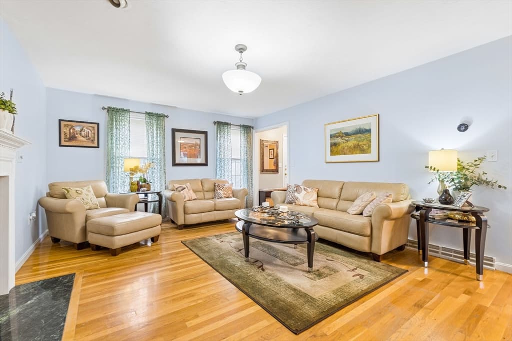 45 Braeburn Rd, Boston MA 02136 photo 6