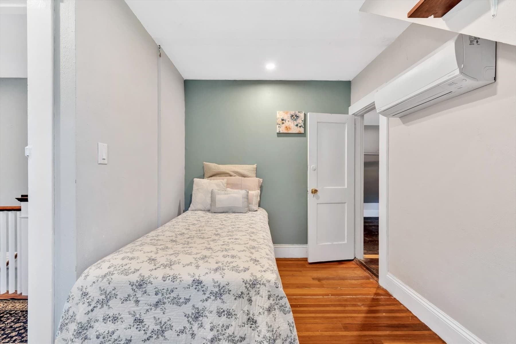 Single Family Residence at 44 Maple Avenue, Barnstable MA 02601, photo 23 of 42